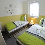 Mueritzidyll / Eg-appartement * Marienfelde