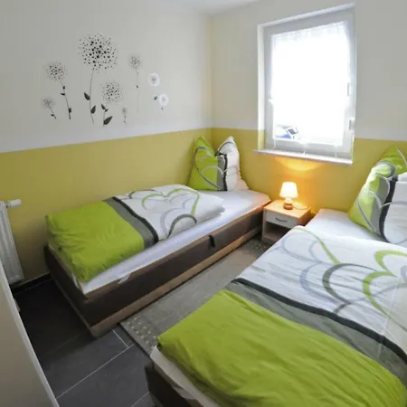 Mueritzidyll / Eg-appartement * Marienfelde